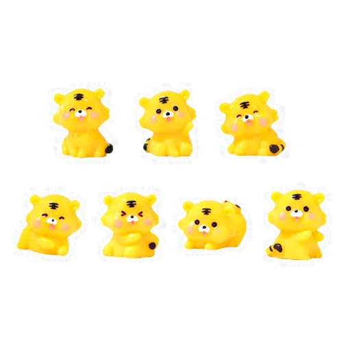 NUOBESTY Mini Resin Tiger Figurine 7Pcs Small Figurine Dolls Cute Desktop OrnamentLovely Tigers Animal Figurines Playset for 2022 Chinese New Year Home Car Decoration Resin Tiger Miniature