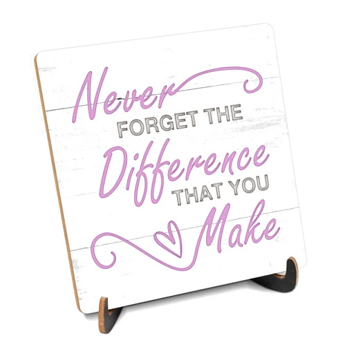 Senkiiv Thank You Gifts - Never Forget The Difference That You Make, 5.1 x 5.1 Inch Wood Plaque Gift With Stand for Women Men Coworker Boss, Motivational Wooden Table Sign, Home Office Desk Decorations (02)