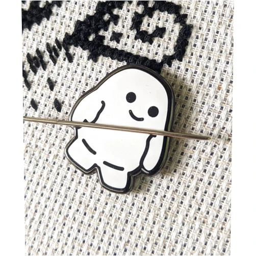 Handmade Adipose Needle Minder