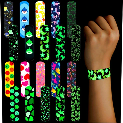 Threlaco 100 Pcs Glow in The Dark Bandage for Kids Cute Breathable Waterproof Bandages for Girls Boys Children Toddlers Adhesive Flexible Bandages for Cuts, Scrapes, Wounds