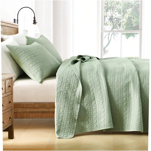 HORIMOTE HOME Quilt Set Queen Size Sage Green, Classic Geometric Spots Stitched Pattern, Pre-Washed Microfiber Chic Rustic Look, Ultra Soft Lightweight Quilted Bedspread for All Season, 3 Pieces
