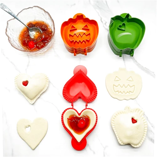 RuiGou-GuoLong 3PCS Dough Presser Pocket Pie Molds, Party Potluck Hand Pie Molds, Hand Pie Molds, Apple, Pumpkin And Acorn Shapes (Halloween theme)