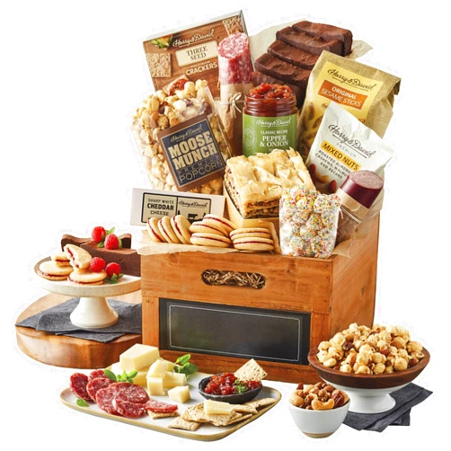 Harry & David Deluxe Everyday Sharing Gift Basket, Gift Basket, All Occasion Gift, Assorted Snacks