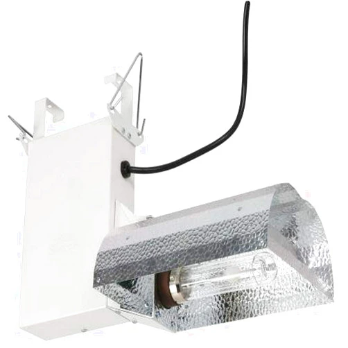 Sun System Complete Systems LEC 208-240 V 3100 K Commercial Fixture