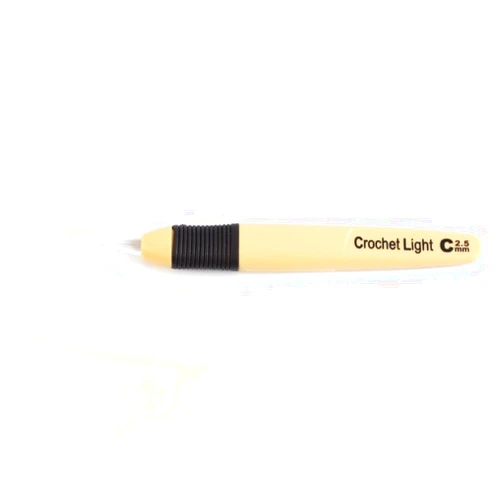 Buachois Lighted Crochet Hook, 2.5mm to 6.5mm 9 Size LED Light Up Weaving Sewing Knitting Hook, Knitting Needles Weave Sewing Tool Accessories (2.5mm)