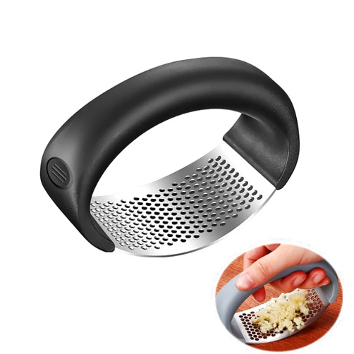 Generic Garlic Press, Robust Stainless Steel Garlic Mincer, Easy to Use And Clean, Efficient Ginger Crusher, Dishwasher Safe with Soft Ergonomic Handle, Professional Kitchen Gadgets (Black)