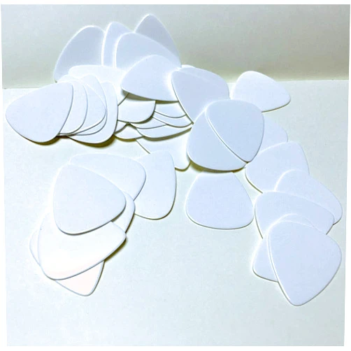 Searay Plain White Guitar Picks (20 picks in a packet)