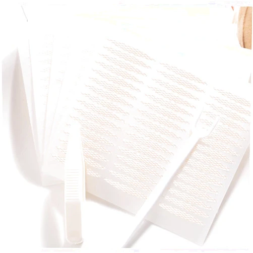 EYERIYO 624 Pairs Eyelid Tape with Container - EYERIYO Glue-Free Invisible Eyelid Lifter Strips Double Eyelid Tape for Hooded Eyes Invisible for Droopy Lids, Eyelid Tape Stickers