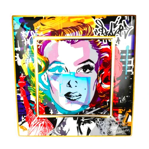 Baci Milano HOLLOW TRAY Marilyn 25X25CM.