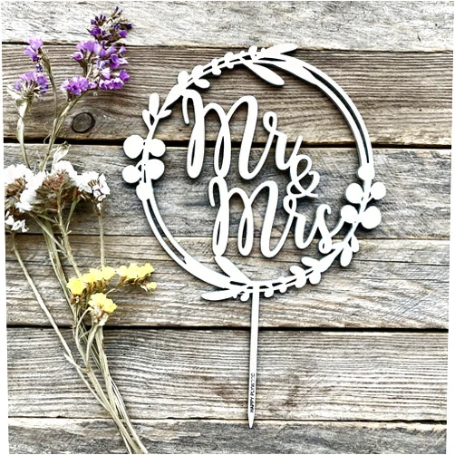 HappyPlywood Wedding Cake Toppers Mr Mrs Wooden Cake Topper with Leaves Floral Wreath Cka topper in Boho Rustic Style Bride Groom Cake Top Stand Decorations (silver)