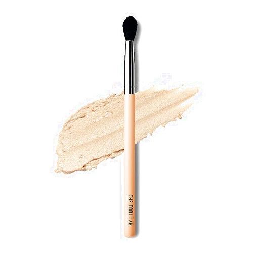 THE TOOL LAB 227 Taper Creeze Eye shadow Makeup Brush - Angled Precision Define shading Eyeliner Blending for a Eye Makeup Professional - Premium Quality Natural Hair Cosmetic