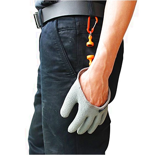 Inf-way Fishing Glove with Magnet Release, Fisherman Professional Catch Fish Gloves Cut&Puncture Resistant with Magnetic Hooks Hunting Glove 1pcs