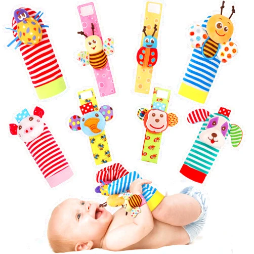 BLOOBLOOMAX Wrist Rattles Foot Finder Rattle Sock Baby Toy, Rattle Toy, Arm Hand Bracelet Rattle, Feet Leg Ankle Socks, Activity Rattle Present Gift for Newborn Infant Babies Boy Girl Bebe (8 pcs-A)
