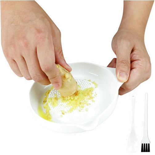EIKS Ceramic Ginger Grater for Grinding Wasabi Fruits Vegetables Ginger Garlic Cheese, Package with Ceramic Spoon And Cleaning Brush
