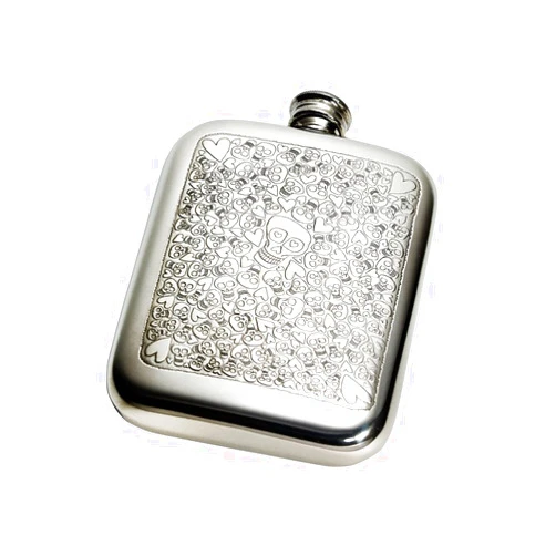 Wentworth Pewter- Love Skull 6oz Pewter Cushion, Pocket Flask, Spirit Flask, Skull and Hearts Pattern