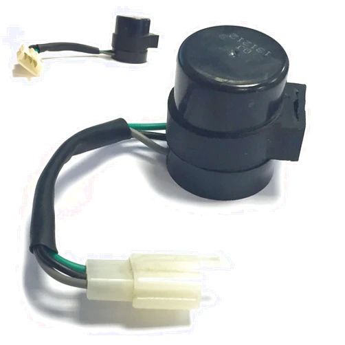 GY6-ERSATZTEILE_DE TURN SIGNAL BLINKER FLASHER RELAY WITH RUBBER HOLDER 3 PIN 12 VOLT GY6 CHINESE SCOOTER MOPED ATV TAOTAO JONWAY JMSTAR BENZHOU BMS SUNL VIP SCHWINN PEACE ZNEN BAJA YIBEN TANK JCL ROKETA PEACE ETC.