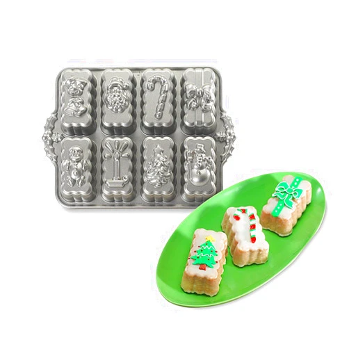 Nordic Ware Holiday Mini Loaves Pan