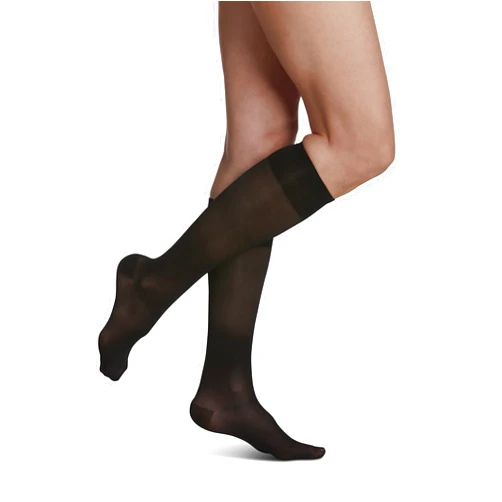 SIGVARIS Women's Sheer Fashion Closed Toe Calf Height - 15-20mmHg Weight Compression Hose - Lightweight & Breathable in Soft Stretch Fabric for Comfortable Everyday Wear