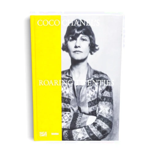 By Célia Bernasconi (Editor), Coco Chanel (Artist), Bronwyn Cosgrave (Contributor), Amy de la Haye (Contributor), Waleria Dorogova (Contributor) & 1 more Coco Chanel's Roaring Twenties
