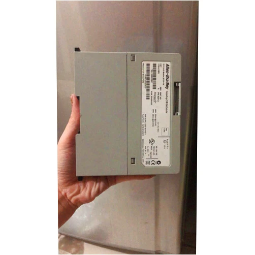 Allen-Bradley ALLEN BRADLEY 1769-L33ER Controller, 1 GB Secure Digital Memory Card, 2 MB User Memory, COMPACTLOGIX L3, 24 VDC, 1769 Power Supply, NO Embedded I/O