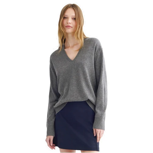 Everlane Women's Everlane The Classic V in Cashmere