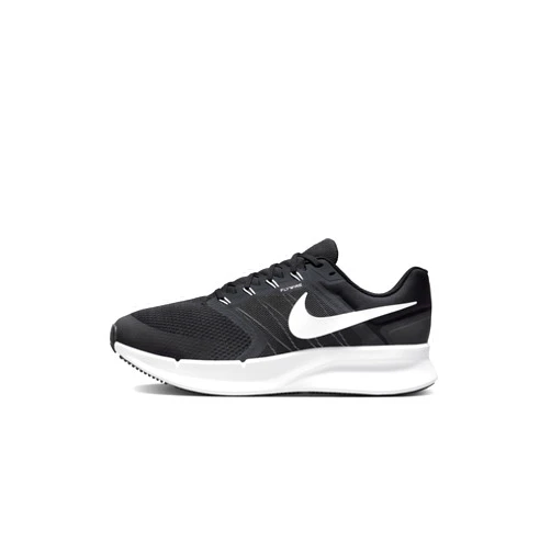 Nike Men's Run Swift 3 Road Running Shoes