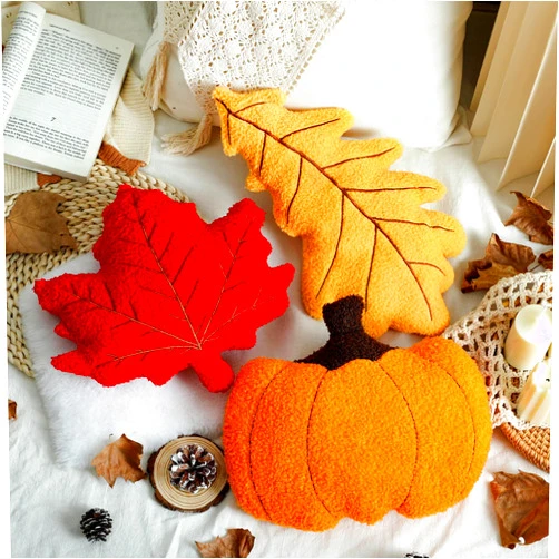 Huwena 3 Pcs Fall Pillow Pumpkin Maple Leaf Shaped Throw Pillow Simulated Fall Decorative Plush Pillow Velvet Cute Autumn Pillow Cushion for Thanksgiving Couch Sofa Bed Decoration