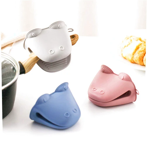 CSUNJUAGD Silicone Insulated Baking Anti-Scald Clip, Microwave Oven, Oven Hand Clip, Kitchen Thickened Heat-Proof and Heat-Resistant Gloves