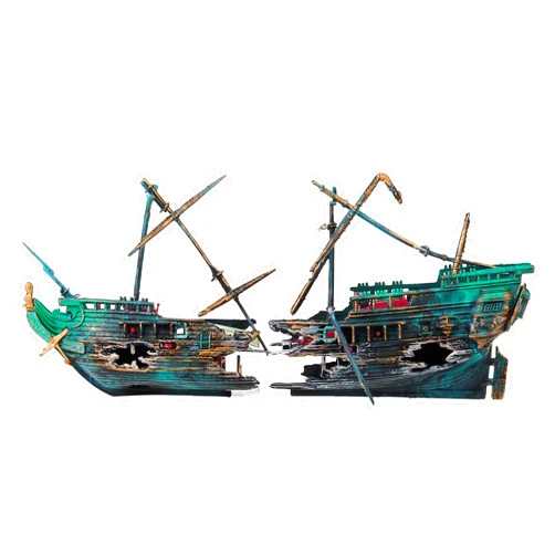 Penn-Plax Shipwreck Aquarium Decoration Ornament with Moving Masts, Lifeboat, and Bubble Action