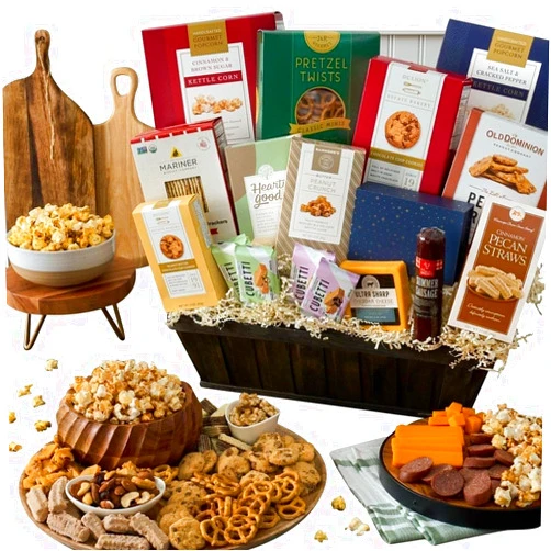 GourmetGiftBaskets.com Snack & Chocolate Gift Basket Deluxe - Gourmet Food Gift by GourmetGiftBaskets.com