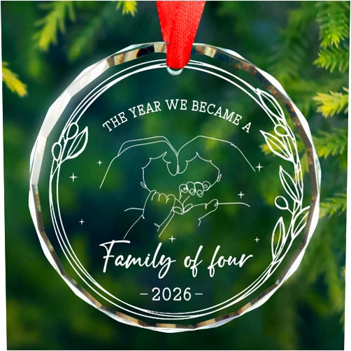 Fmeklaht Baby Pregnancy Announcement Gifts, 2026 The Year We Became A Family of Four, New Parents Gifts for Couples, First Time Grandparents Gift, New Mom and Dad to Be Christmas Ornaments 2026
