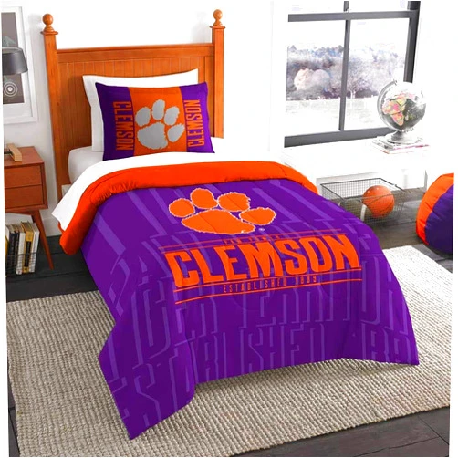 Northwest NCAA Unisex-Adult Comforter and Sham Set