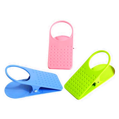 TARZNGGLOP Drink Cup Holder Clip, Beach Cup Holders, Plastic Cup Holder, Outdoor Drink Holder Stakes, Home Office Table Desk Side Huge Clip Water Drink Beverage Soda Coffee Mug Holder Clip(3 Pack of Any Colors)