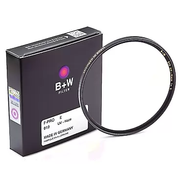 B + W 52mm UV Protection Filter (010) for Camera Lens – Standard Mount (F-PRO), E Coating, 2 Layers Resistant Coating, Photography Filter, 52 mm, Clear Protector