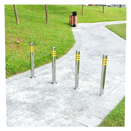 UHNGE-ER Security Post Barrier Parking Safety Cone Heavy Duty, Stainless Steel Traffic Delineator Cone Caution Cones, 4 Pcs Driveway Sidewalks Guardrail Colum with Reflective Strips (70cm/27.5in)