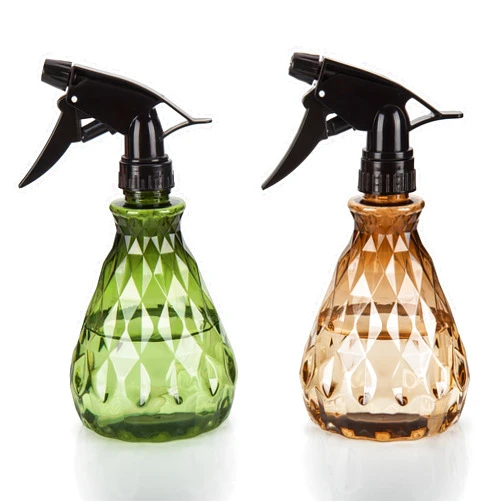 Wugongshan 2 Pcs Spray Bottles, 500 ml/17 oz Empty Water Spray Bottles, Plastic Reusable Adjustable Mist Sprayer Squirt Bottles Containers Refillable for Cleaning Solutions, Gardening, Plants