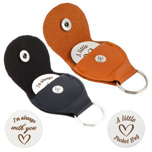 Grevosea 2 Pieces Pocket Hug Token, Long Distance Relationship Keepsake Friendship Gifts Stainless Steel Double Sided Inspirational Gift with PU Leather Keychain Gift for Family Friends Daughter Son Boys Girl