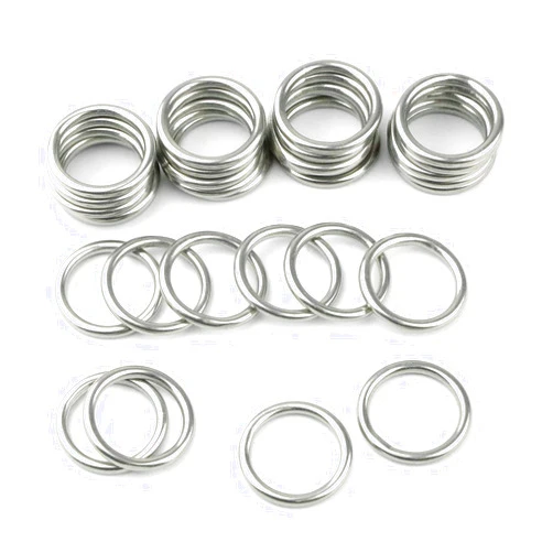Hamineler 30 PCS Weldeding Stainless Steel O-Ring Welded Round Rings for Camping Belt, Dog Leashes, Luggage Accessories (3mm×25mm ID)
