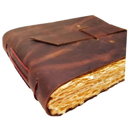 Rustic Ridge Leather Vintage Leather Photo Album with Buckle Closure - Scrapbook Style Pages, Gift Box Included - Holds 100 4x6 or 5x7 Photos - Memory Book