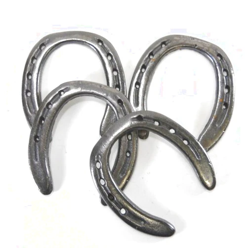 Carver's Olde Iron Horseshoes for Crafts and Decorations - Cast Iron Metal Horseshoes, Perfect for Wall Decor Or Party Favors (10, 5