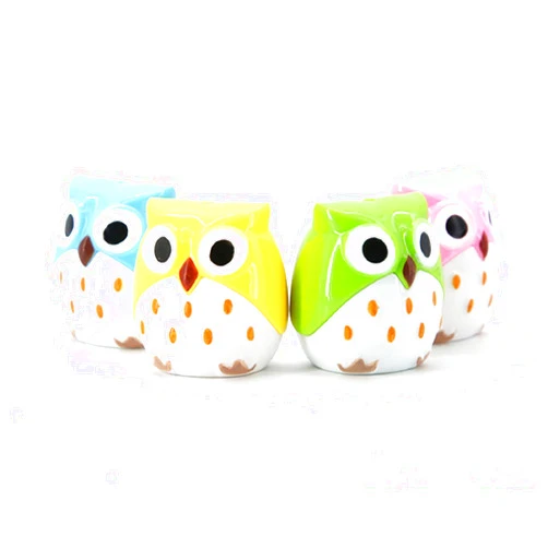 SZJHXIN Colored Pencil Sharpeners Manual, Dual Hole Lovely Cartoon Owl Pencil Sharpener for Kids and Adults School and Office Handheld Animal Pencil Sharpener with Lid (4pcs)