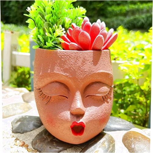 EylbKey Face Planter Pot, Head Face Planter Flower Pots,Resin Handcrafted Cute Flower Pot, Suitable for Indoor and Outdoor Use, Anti-Friction Pads Indoor and Outdoor,Kiss,Brown,1Pack