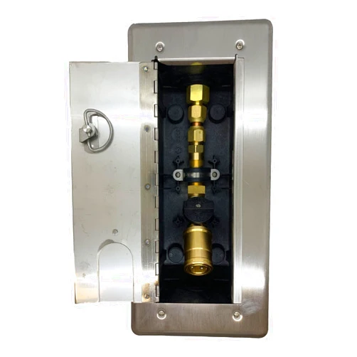 Burnaby Manufacturing Ltd Wood Deck Versatile Gas Plug™, 1/2