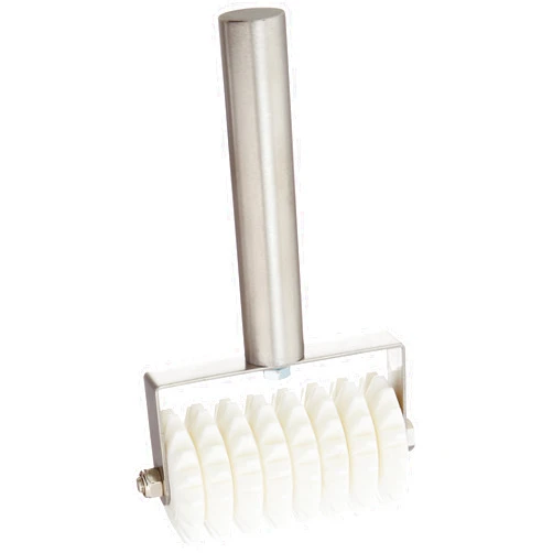 Winco 8-Wheel Dough Roller Docker