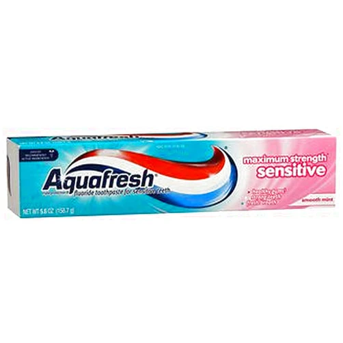Aqua Fresh Aquafresh Maximum Strength Sensitive + Gentle Whitening Toothpaste, Smooth Mint 5.6 oz (Pack of 5)