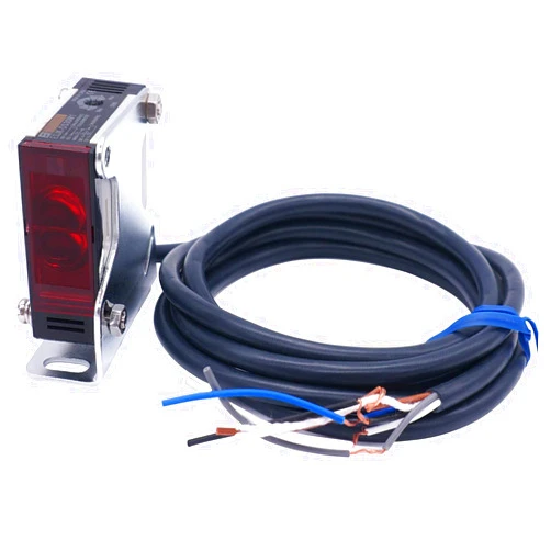 Taiss Photoelectric Beam Sensor Switch 30cm Detection Distance Diffuse Reflection Infrared Switch photoelectric Switch Sensor 12-240VDC 24-240VAC Proximity Switch E3JK-DS30M1