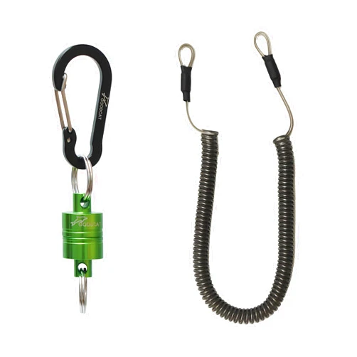 GOODCAT Strongest Magnetic Net Release Magnetic Keychain Fly Fishing Net Retractor Magnet Clip Holder Retractor with Retractable Coiled Lanyard Carabiner