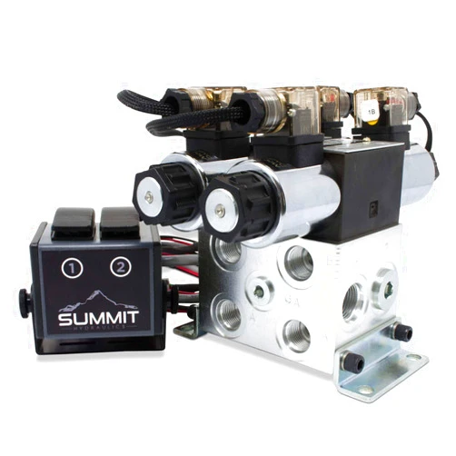 Summit Hydraulics Electric Hydraulic Double Acting Control Valve w/Rocker Switch, 2 Spool, 15 GPM (D Spool Motor Control, 24 Volt)