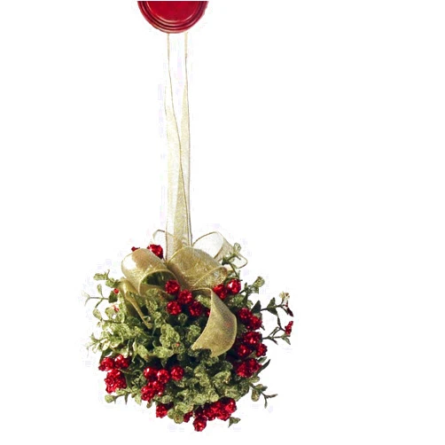 Ganz Mistletoe Door Kiss Ball (KK16)