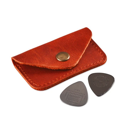 Gmakin Leather Guitar Pick Holder, Guitar Pick Holder Case Bag, Plectrum Case Bag, Pick Cover, Gift for Guitar Players (Cognac)